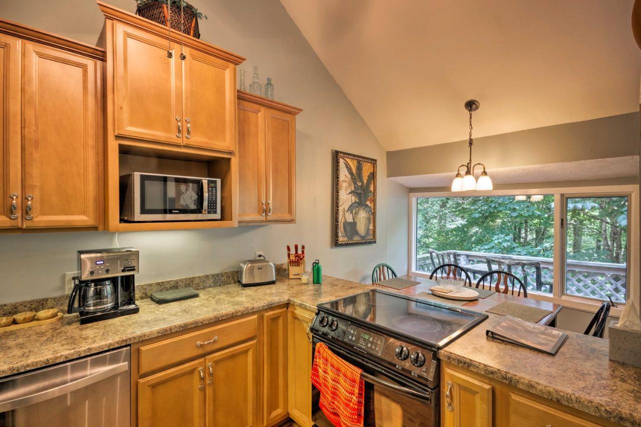 Condo With Furnished Deck - Walk To Sugar Mountain! Екстер'єр фото