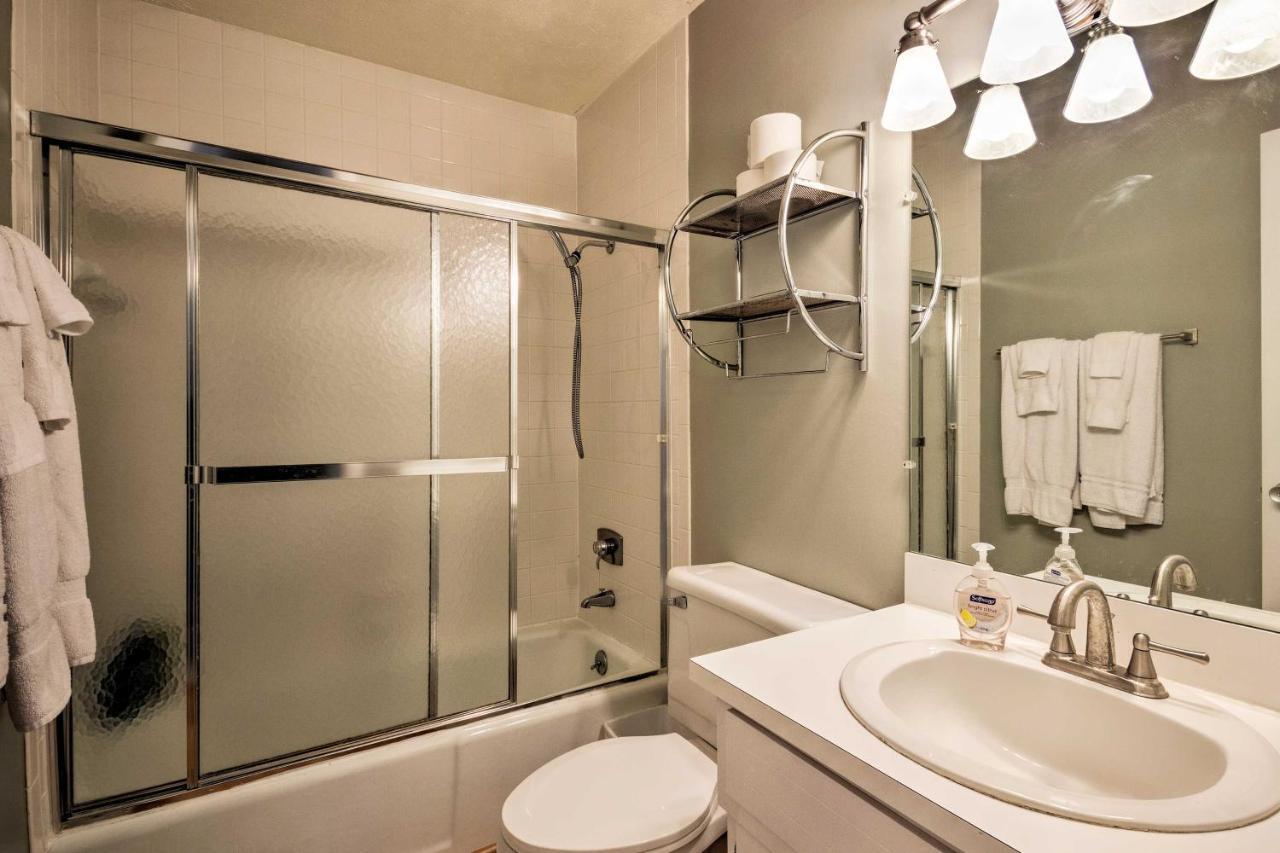 Condo With Furnished Deck - Walk To Sugar Mountain! Екстер'єр фото